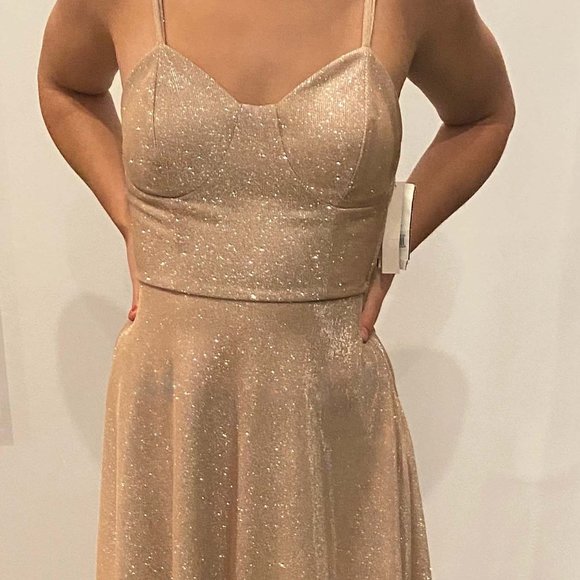 NWT SPEECHLESS Shimmer A-Line Prom Gown, Size 5, - Picture 5 of 8